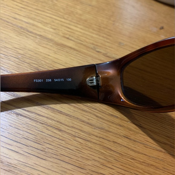 Vintage Fendi Tortoiseshell & Gold Logo Sunglasses Frames Mint Pre-Owned Cond - Picture 7 of 7